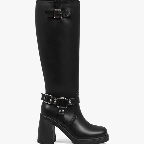 Amazon Shoes - Woman’s 8.5 tall Black Heeled Boots